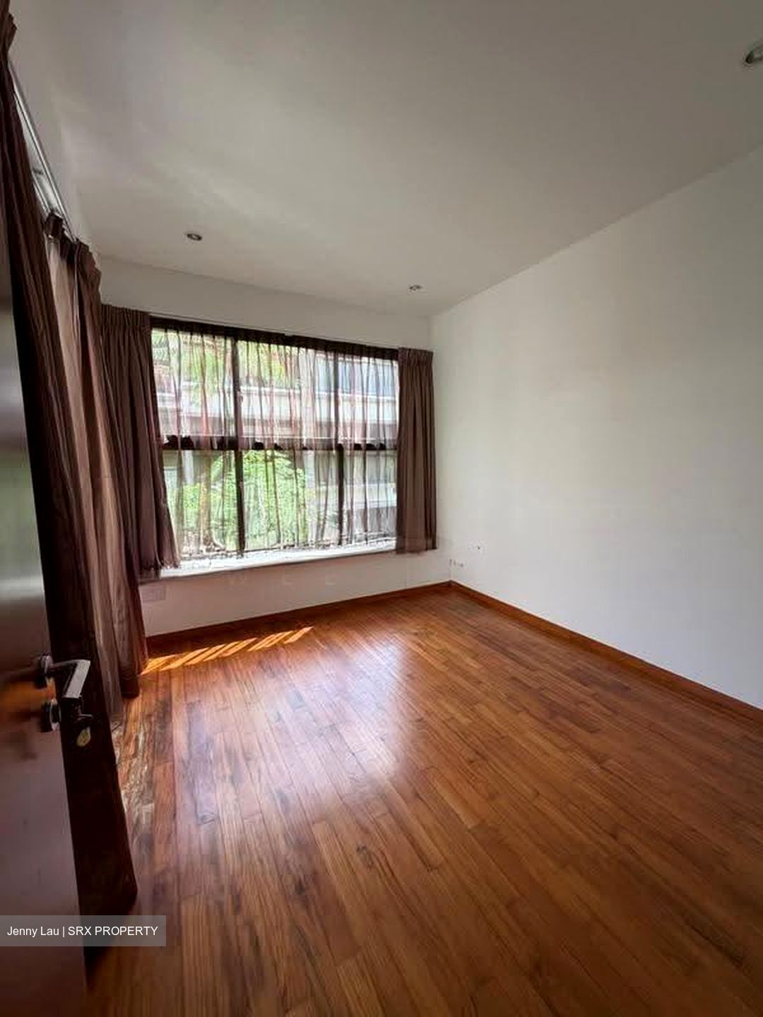 Holland Link (D10), Terrace #631089911